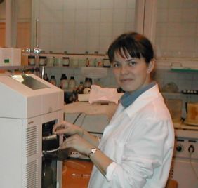 Kardos Szilvia (ODLA): Kefalsporinok közvetlen meghatározása klinikai mintákban kapilláris elektroforézissel (2001-2002)